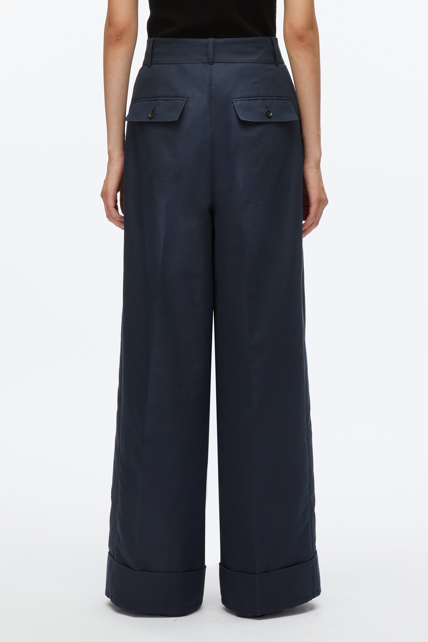 Petite Pleated Wide Leg Trouser