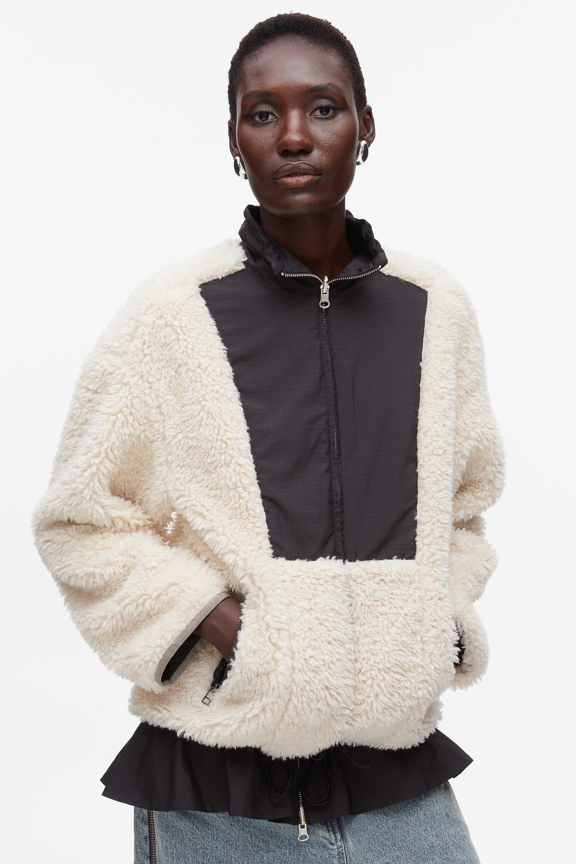 [値下げ]philip lim cropped shearling jacket CROPPED SHEARLING JACKET - DARK BROWN / CREAM | COS