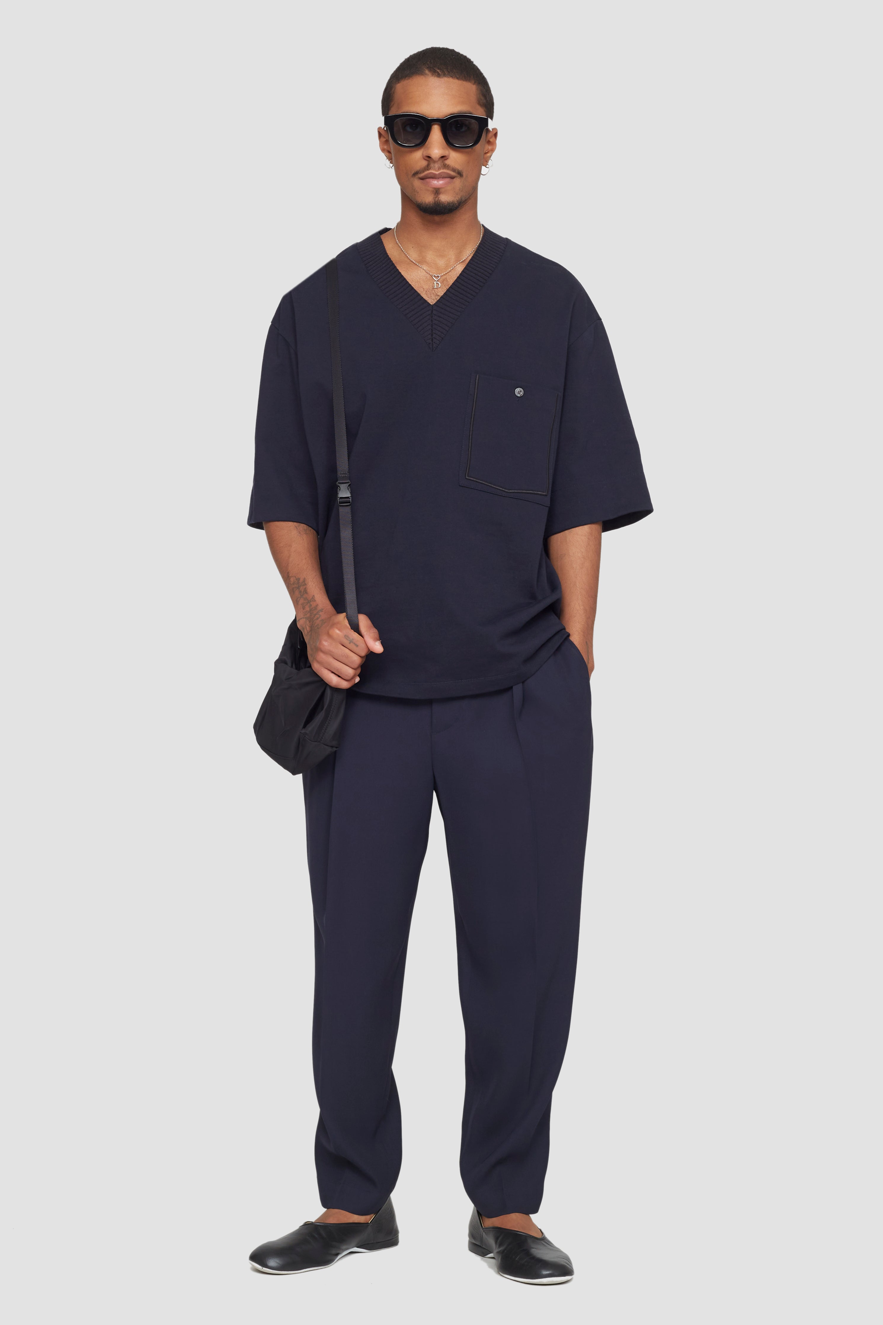 Mantoni Gray shades & Navy Wool Single-pleat Trousers in CA, NY, NJ, IL -  Moda Italy Fashion
