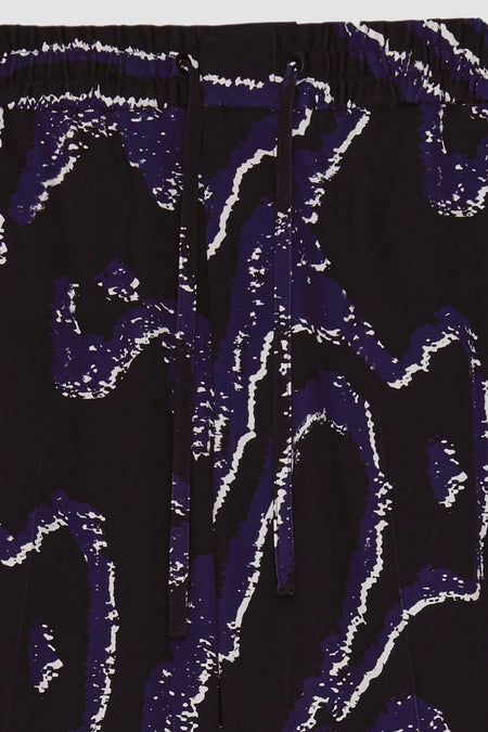 #color_midnight-white