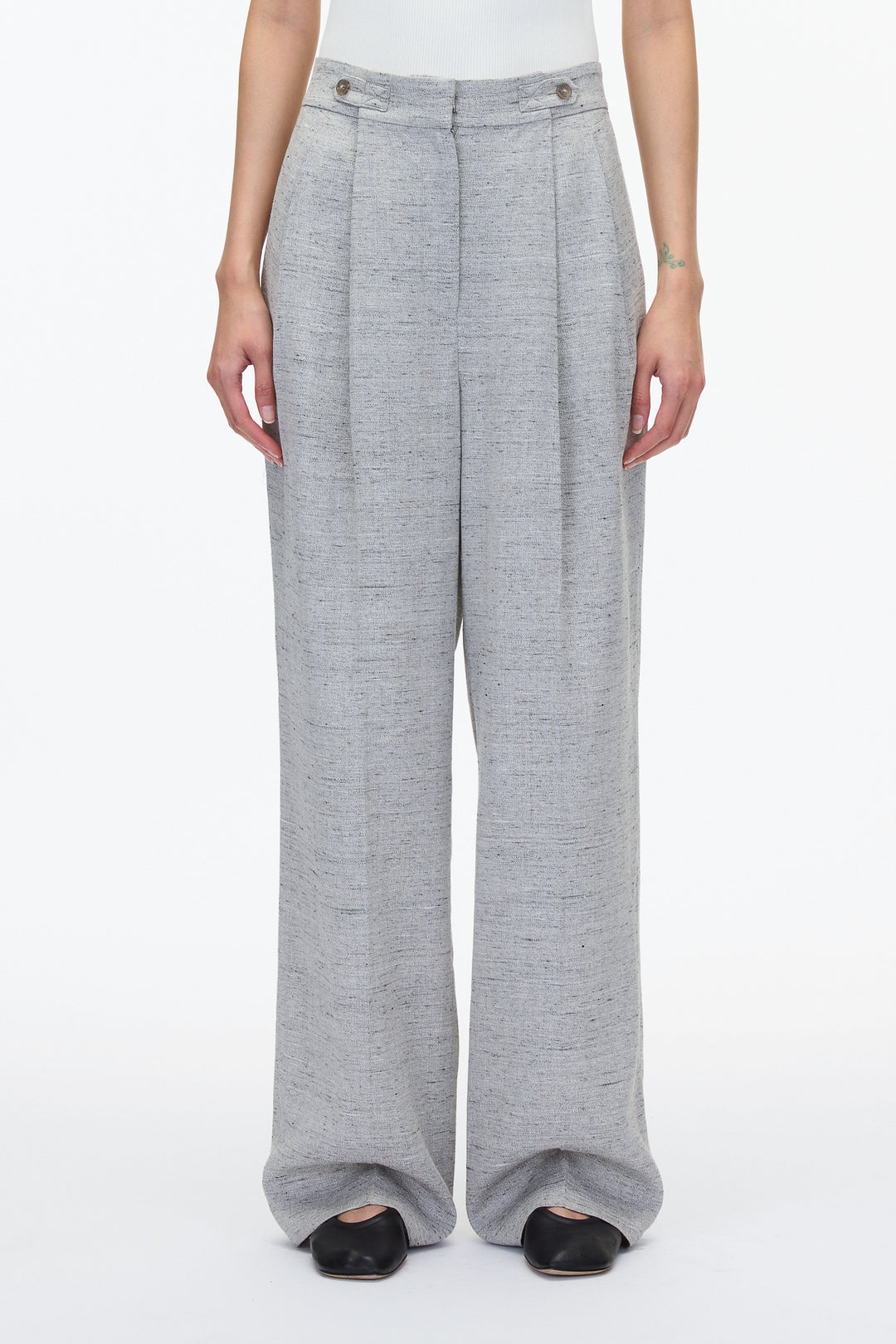 Wide Leg Pleated Trouser