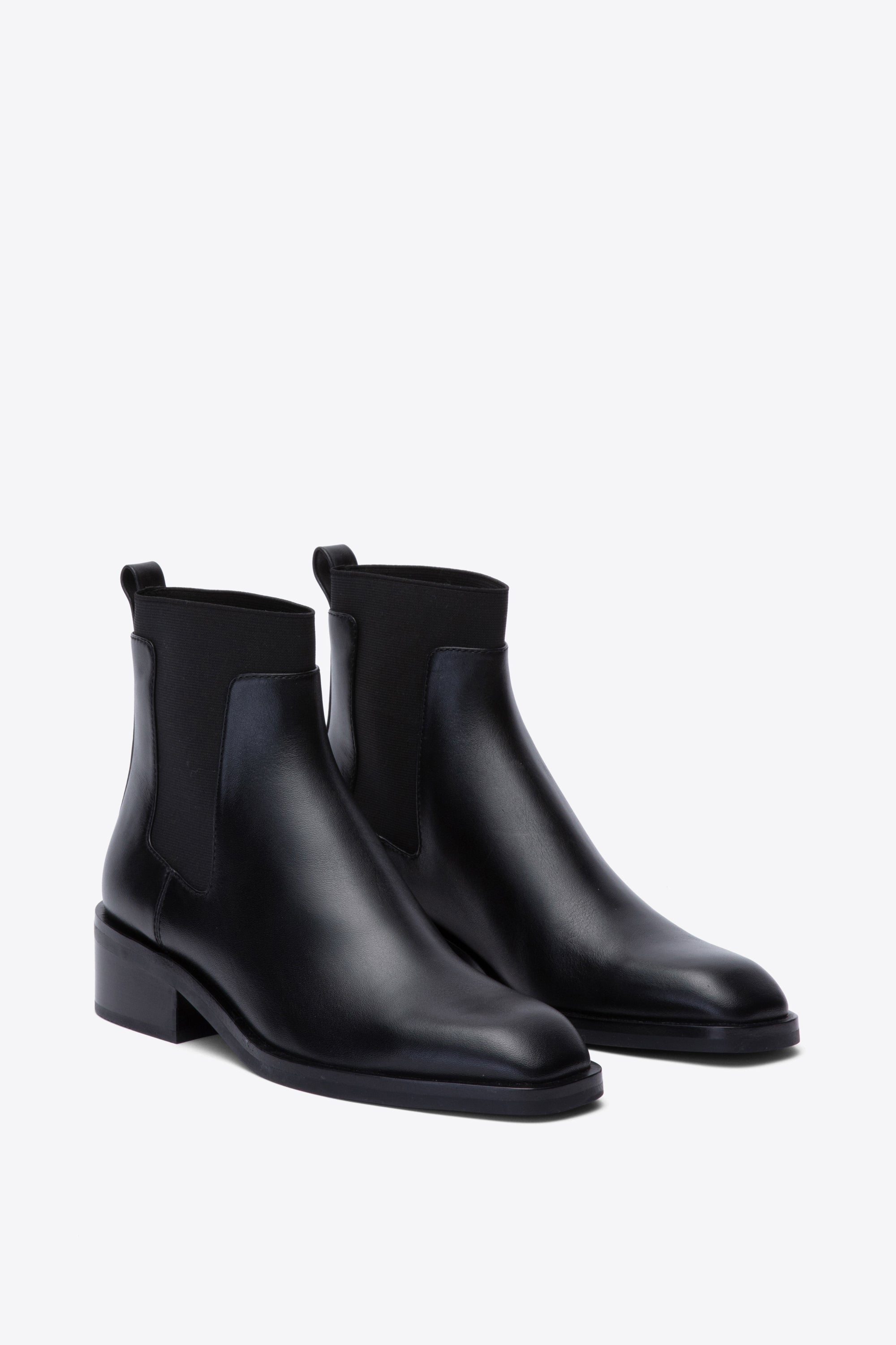 3.1 Phillip Lim Women s Alexa Leather Chelsea Boots Black Size 8