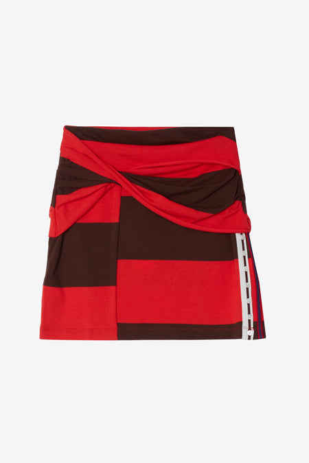 #color_chocolate-poppy-red