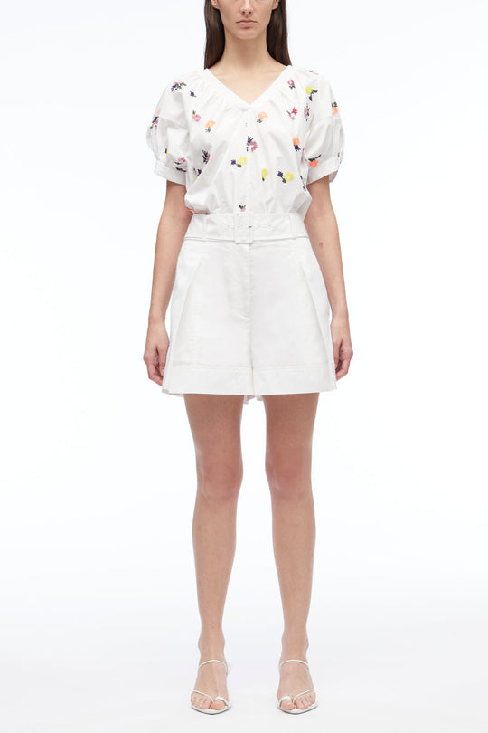 #color_white-multi
