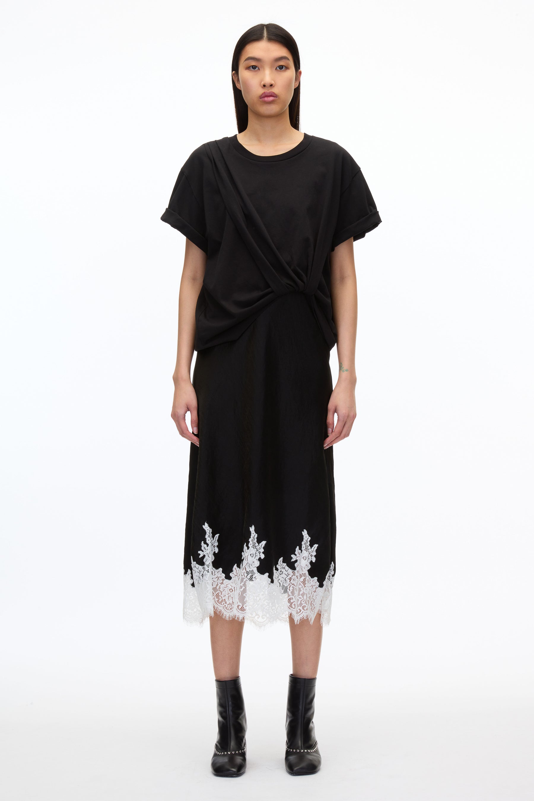 T Shirt Black Slip To Wear Under Dress 90s Fashion Trend: Outfit Ideas For  How To