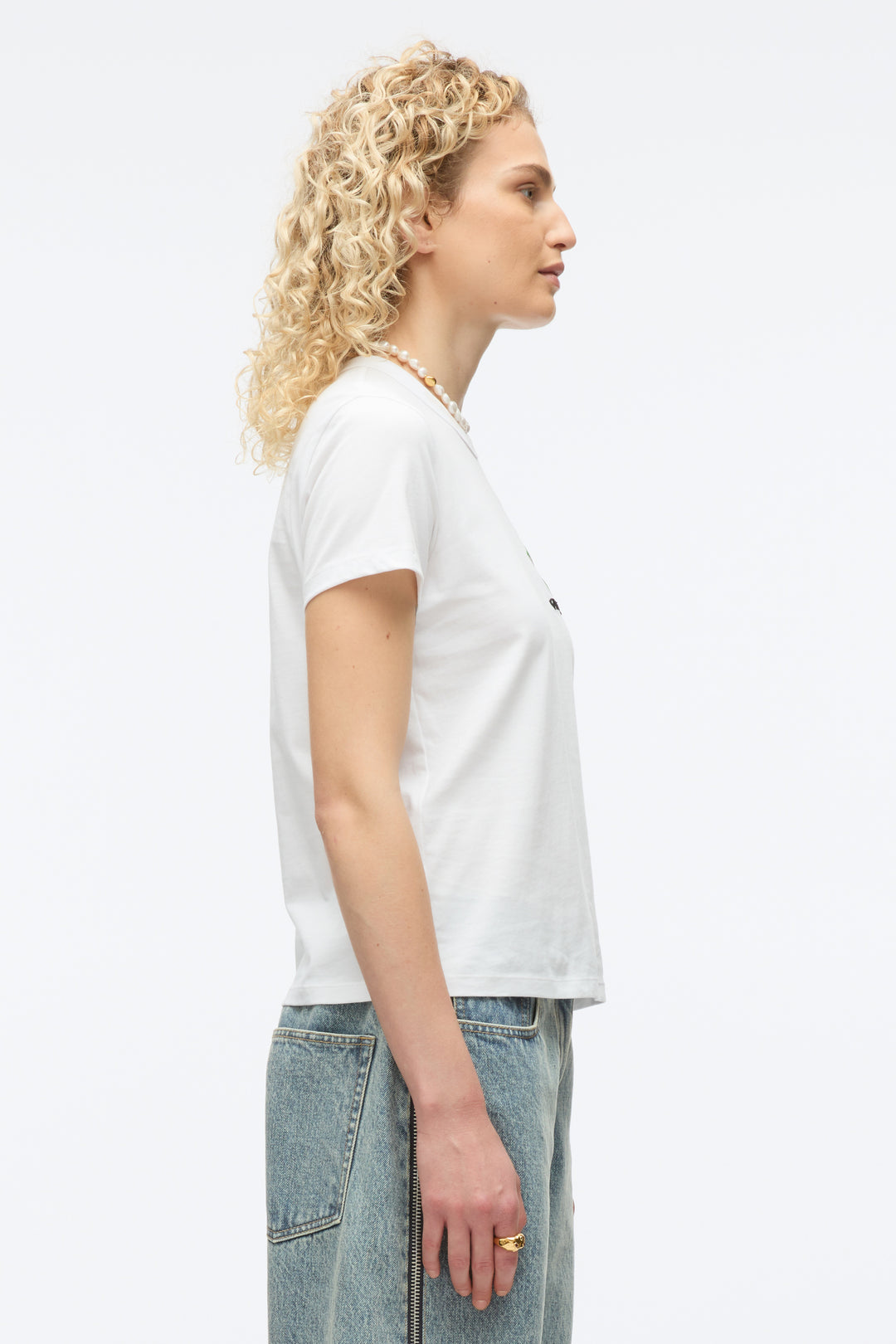 Cropped Tee with Bouquet Embroidery
