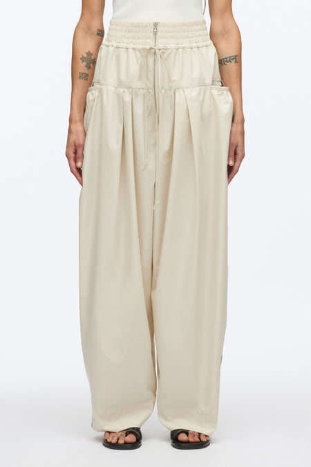 Double Pleat Wide Cropped Pant